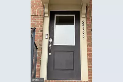 25333 Wakestone Terrace, Chantilly, VA 20152 - Photo 15