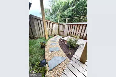 25333 Wakestone Terrace, Chantilly, VA 20152 - Photo 3