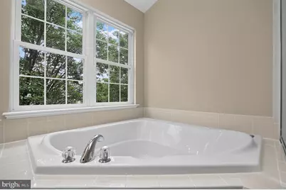25915 Kirkwood Square, Chantilly, VA 20152 - Photo 23
