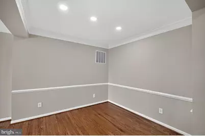 25915 Kirkwood Square, Chantilly, VA 20152 - Photo 7