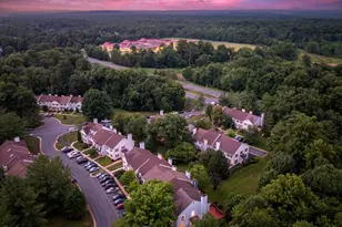 143 Sulgrave Ct, Sterling, VA 20165 - Photo 9