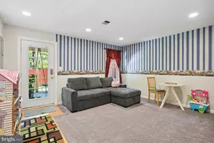 21717 Frame Square, Broadlands, VA 20148 - Photo 5