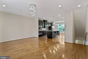 43393 Charitable St, Ashburn, VA 20148 - Photo 9