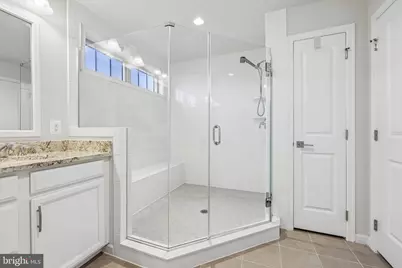 24991 Cambridge Hill Terrace, Chantilly, VA 20152 - Photo 23