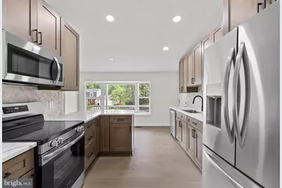 1216 Bradfield Drive SW, Leesburg, VA 20175 - Photo 11