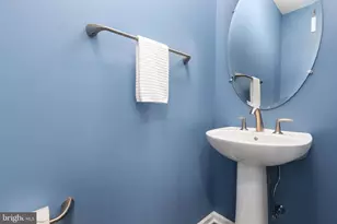 23694 Hopewell Manor Terrace, Ashburn, VA 20148 - Photo 19
