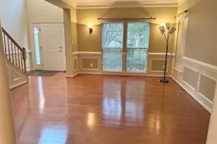 25889 Spurling Ln, Chantilly, VA 20152 - Photo 3