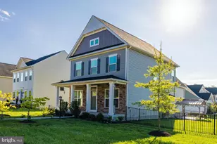 13 S Locust St, Lovettsville, VA 20180 - Photo 1