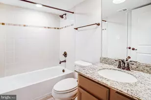 26798 Barnsley Pl, Chantilly, VA 20152 - Photo 69
