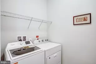 26798 Barnsley Pl, Chantilly, VA 20152 - Photo 49