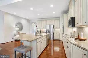 26798 Barnsley Pl, Chantilly, VA 20152 - Photo 29
