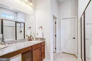 26798 Barnsley Pl, Chantilly, VA 20152 - Photo 45