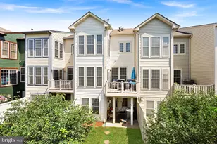 211 Great Laurel Square SE, Leesburg, VA 20175 - Photo 35