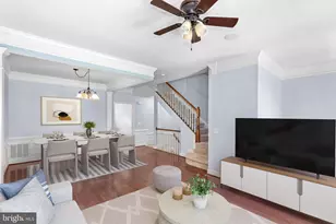 211 Great Laurel Square SE, Leesburg, VA 20175 - Photo 5