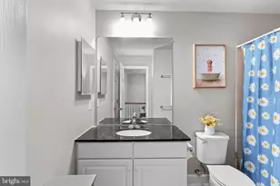 211 Great Laurel Square SE, Leesburg, VA 20175 - Photo 23