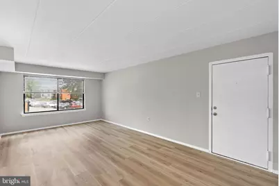 125 Clubhouse Drive SW #7, Leesburg, VA 20175 - Photo 9