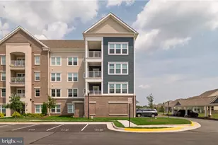 21630 Hawksbill High Cir, Sterling, VA 20164 - Photo 47