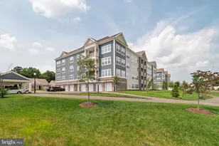 21630 Hawksbill High Cir, Sterling, VA 20164 - Photo 49