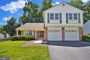 203 Markwood Dr, Sterling, VA 20165 - Photo 1