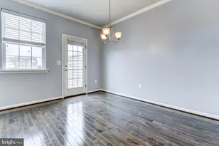 44104 Turf Field Square, Chantilly, VA 20152 - Photo 11
