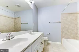 44104 Turf Field Square, Chantilly, VA 20152 - Photo 27