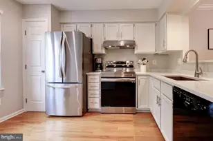 106 Hackley Ct, Purcellville, VA 20132 - Photo 5