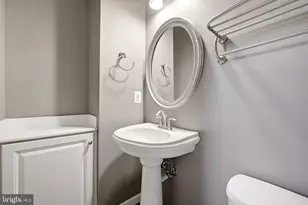 21054 Hooded Crow Dr, Leesburg, VA 20175 - Photo 15