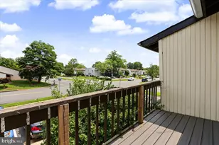 129 Willow Pl, Sterling, VA 20164 - Photo 15