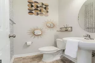 813 Mildenhall Ct, Purcellville, VA 20132 - Photo 9