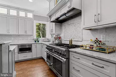 1176 Hawling Place SW, Leesburg, VA 20175 - Photo 7