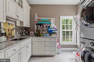 1176 Hawling Pl SW, Leesburg, VA 20175 - Photo 41