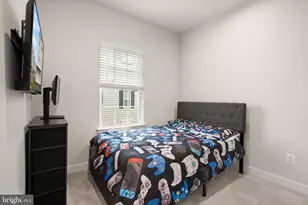24550 Pommel Ter, Sterling, VA 20166 - Photo 31