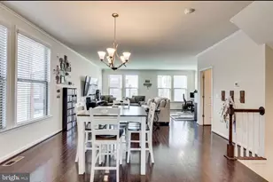 42440 Dogwood Glen Square, Sterling, VA 20166 - Photo 11