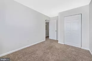 45515 Lakemont Square, Sterling, VA 20165 - Photo 17