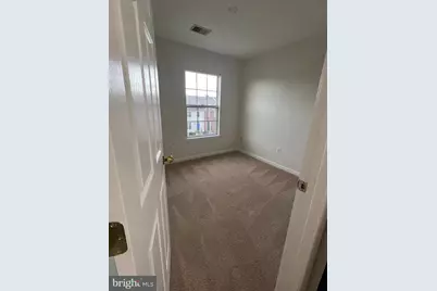 45515 Lakemont Square, Sterling, VA 20165 - Photo 23