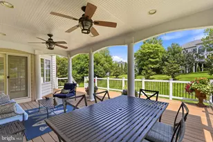 19704 Stanford Hall Pl, Ashburn, VA 20147 - Photo 9