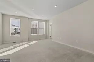 20280 Newfoundland Sq, Ashburn, VA 20147 - Photo 23