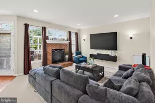 42655 Harris St, Chantilly, VA 20152 - Photo 25