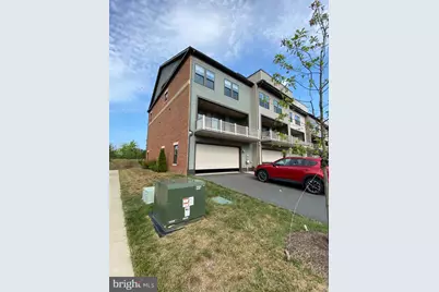 22367 Trailview Crossing Terrace, Ashburn, VA 20148 - Photo 3