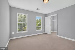 25670 S Village Dr, Chantilly, VA 20152 - Photo 33