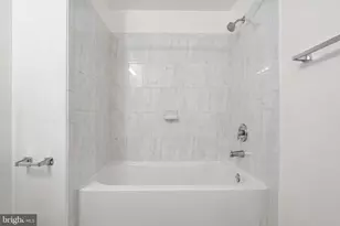 30 Carolina Ct, Sterling, VA 20164 - Photo 21