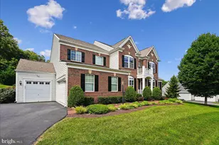 16119 Turning Leaf Ln, Leesburg, VA 20176 - Photo 3