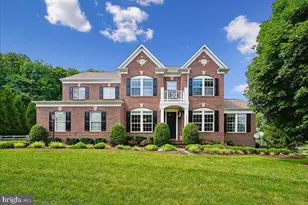 16119 Turning Leaf Ln, Leesburg, VA 20176 - Photo 1