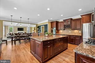 16119 Turning Leaf Ln, Leesburg, VA 20176 - Photo 13