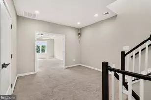 23685 Hopewell Manor Terrace, Ashburn, VA 20148 - Photo 19