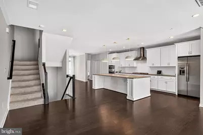 23685 Hopewell Manor Terrace, Ashburn, VA 20148 - Photo 9