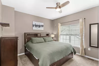 21785 Dragons Green Square #21785, Ashburn, VA 20147 - Photo 19