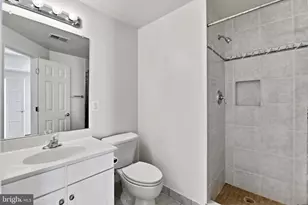 24652 Siltstone Square, Aldie, VA 20105 - Photo 17