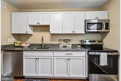 910 Sherwood Court, Sterling, VA 20164 - Photo 15