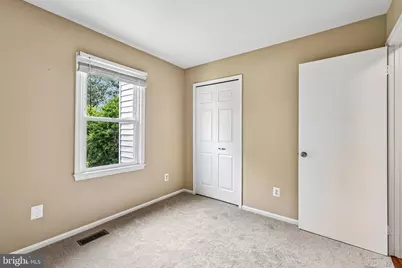 910 Sherwood Court, Sterling, VA 20164 - Photo 29